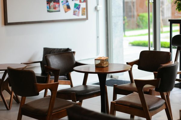 Comment la littérature française aborde-t-elle le thème de l'exil ?