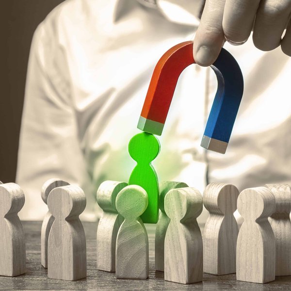 Comment choisir le bon traducteur assermenté pour vos documents officiels ?