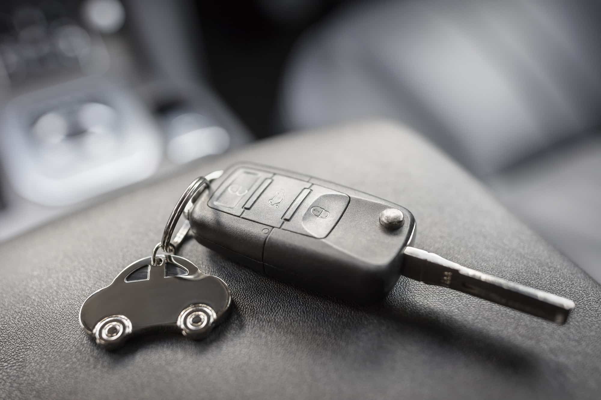 Les porte-clés pour voiture protègent-ils les clés contre l’usure?